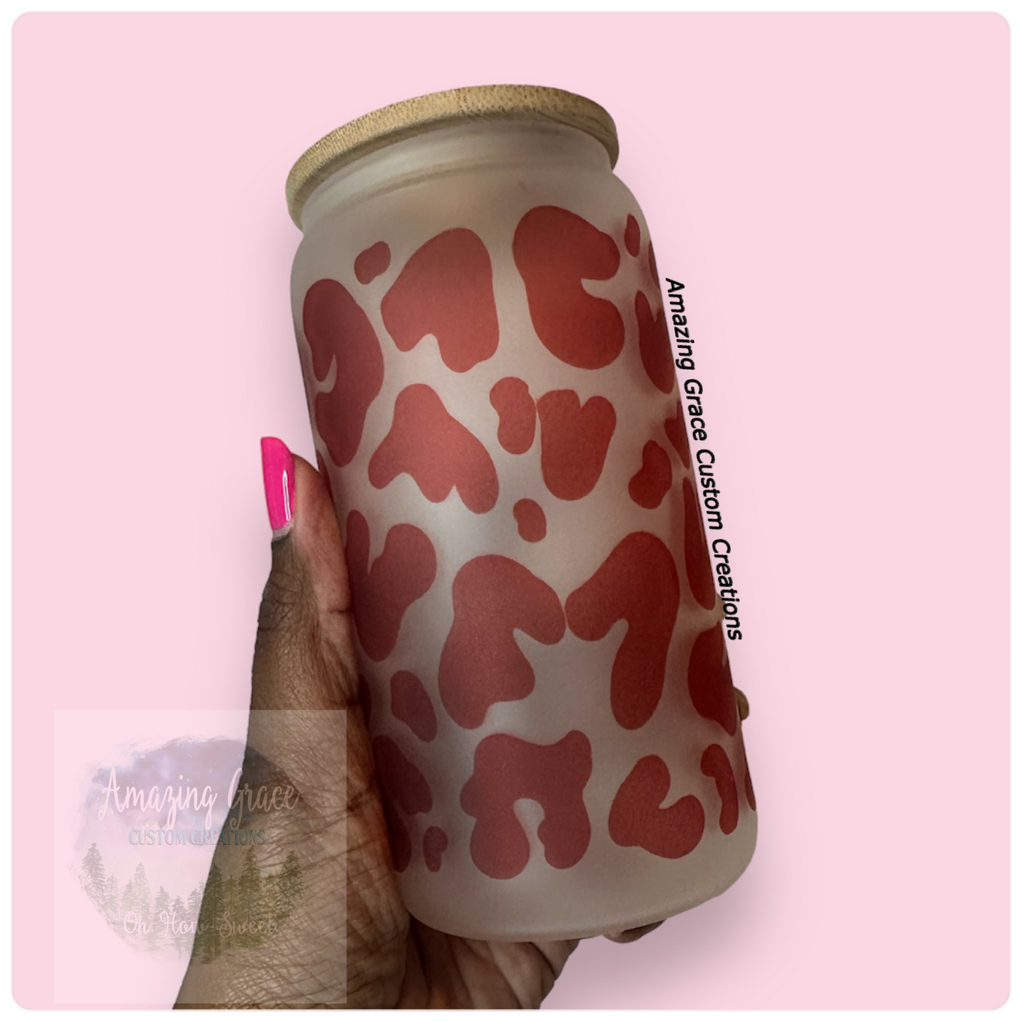 Cow-print Mama - 16oz Glass Tumbler with Bamboo Lid