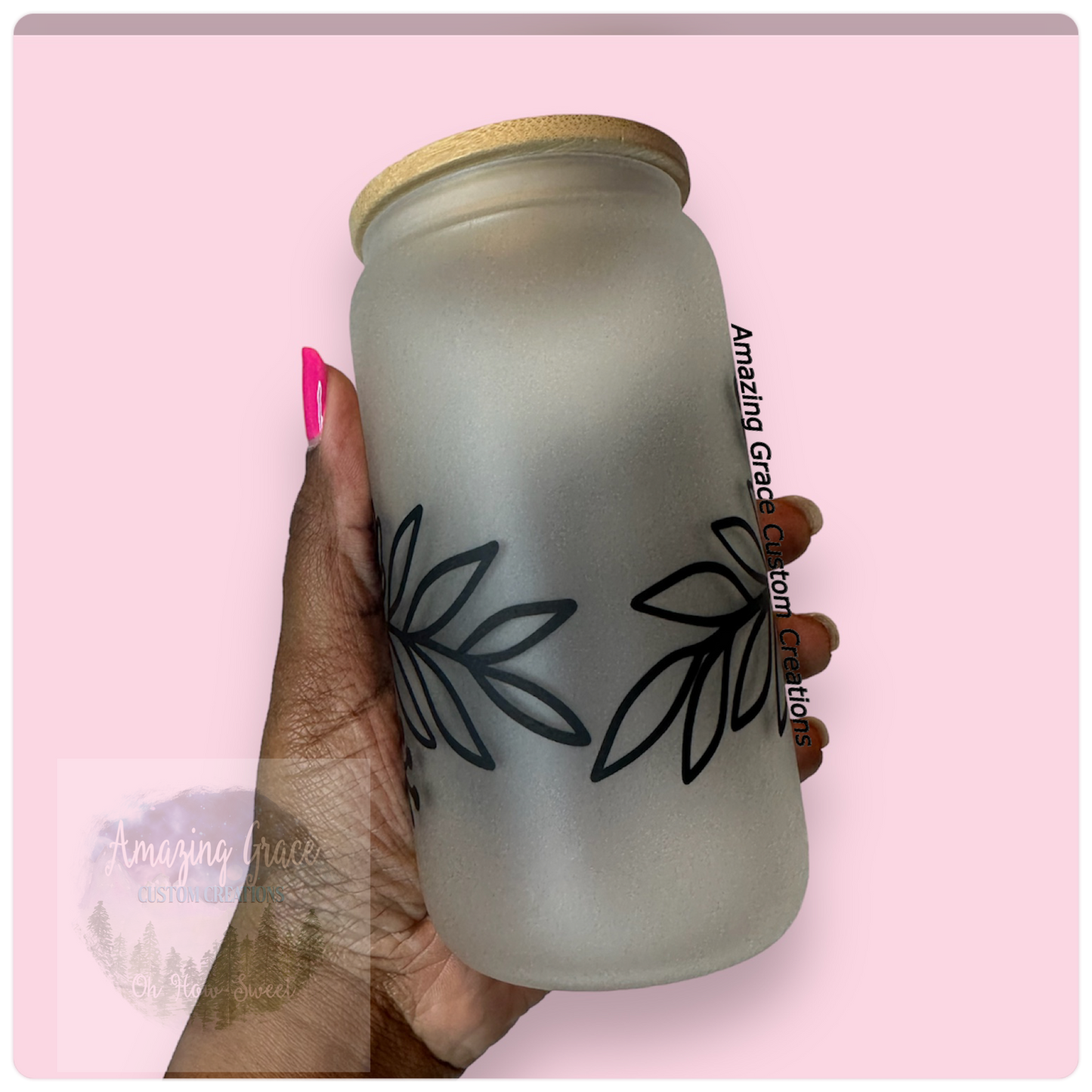 Black Wildflowers - 16oz Glass Tumbler with Bamboo Lid
